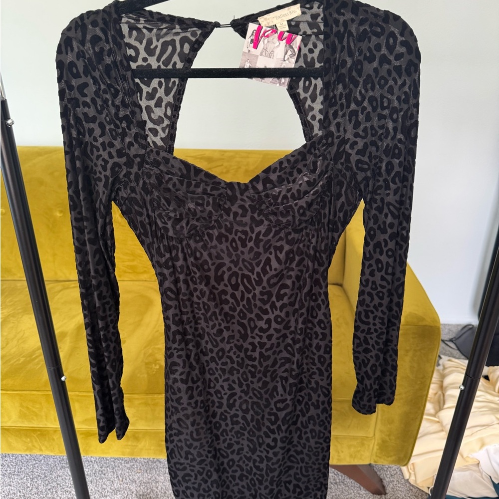 Elegant Black Leopard Long Sleeve Dress